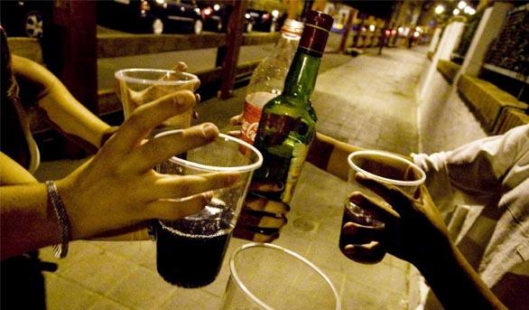 Medidas contra el botellón para reducir el impacto del consumo de alcohol por los menores